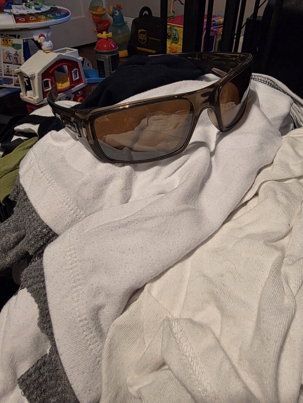Oakley Crankshaft  Sunglasses